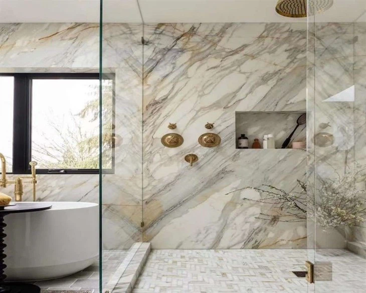 Calacatta Gold Marble Slab (4)